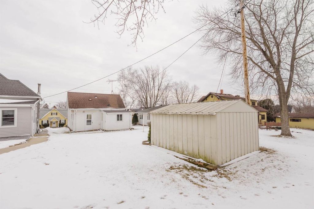 Photo of 611 S Wisconsin STREET, Mineral Point, WI 53565 (MLS # 2014346)