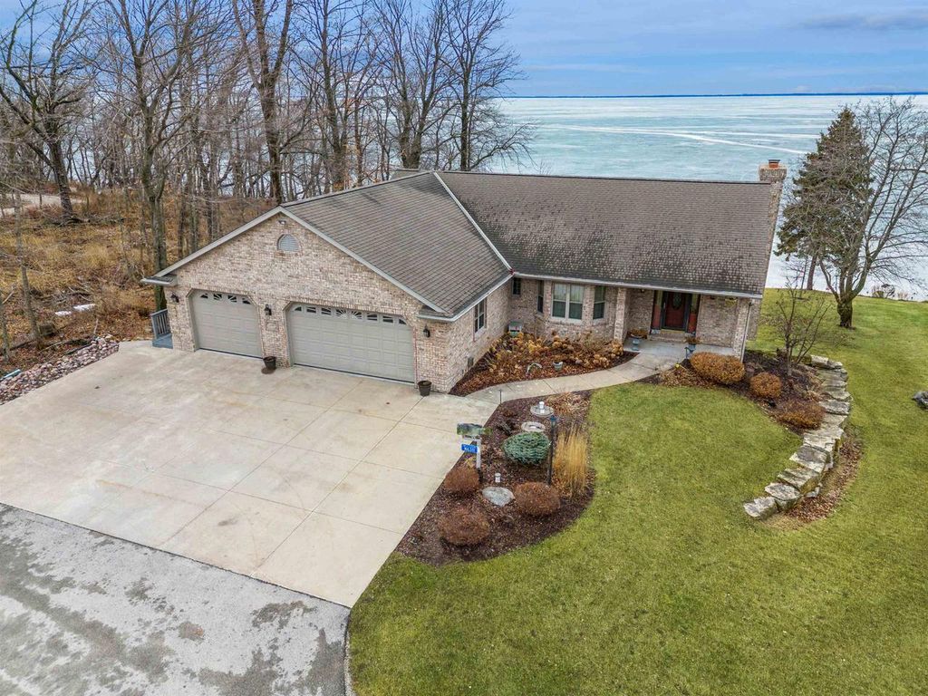 Photo of N6311 Fairy Springs ROAD, Stockbridge, WI 54129 (MLS # 50322023)