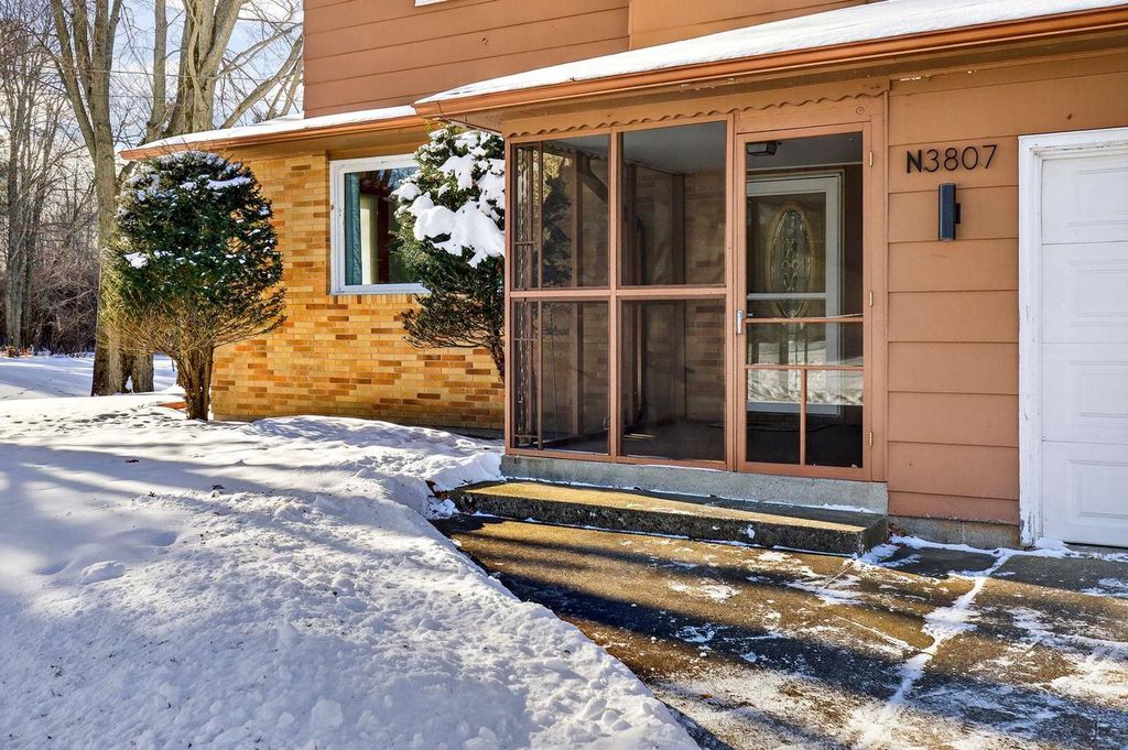 Photo of N3807 Boneham Addition ROAD, Marinette, WI 54143 (MLS # 50319131)