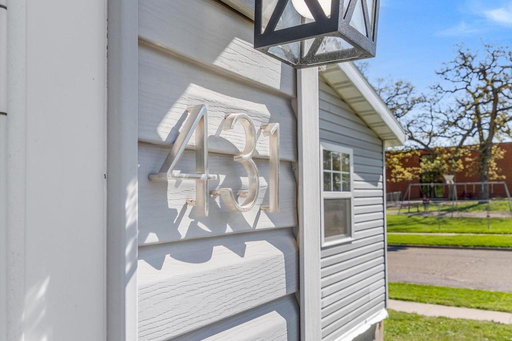 Photo of 431 5th STREET, Baraboo, WI 53913 (MLS # 2023136)