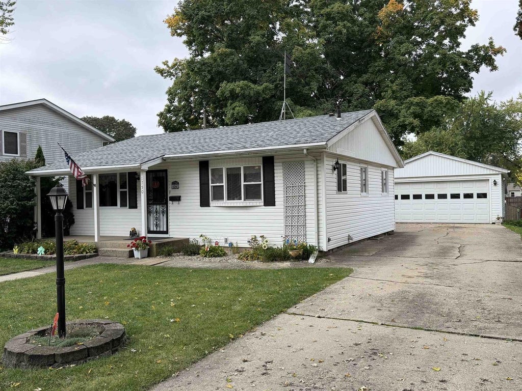 Photo of 1750 Garfield AVENUE, Beloit, WI 53511 (MLS # 2034645)