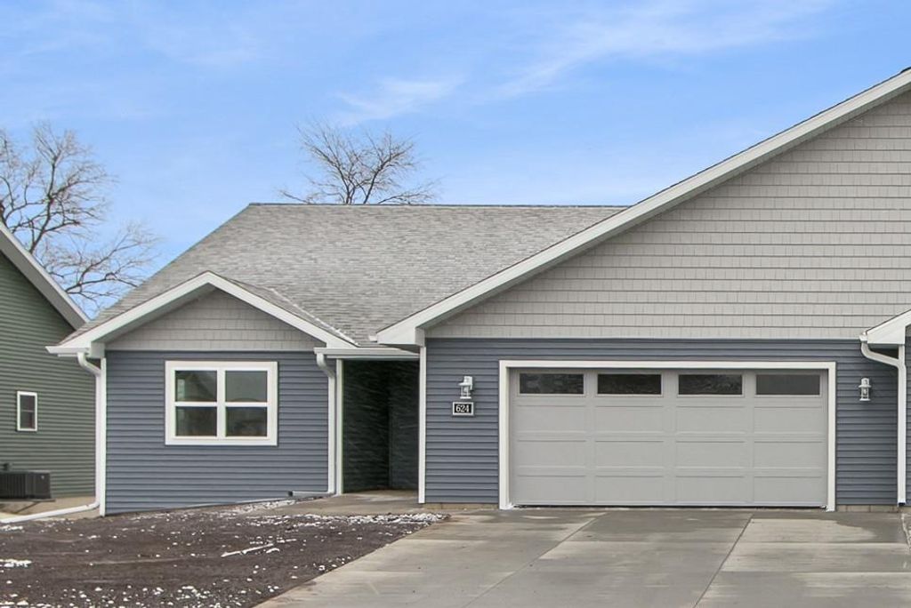 Photo of 624 Roosevelt STREET, Baraboo, WI 53913 (MLS # 2015727)
