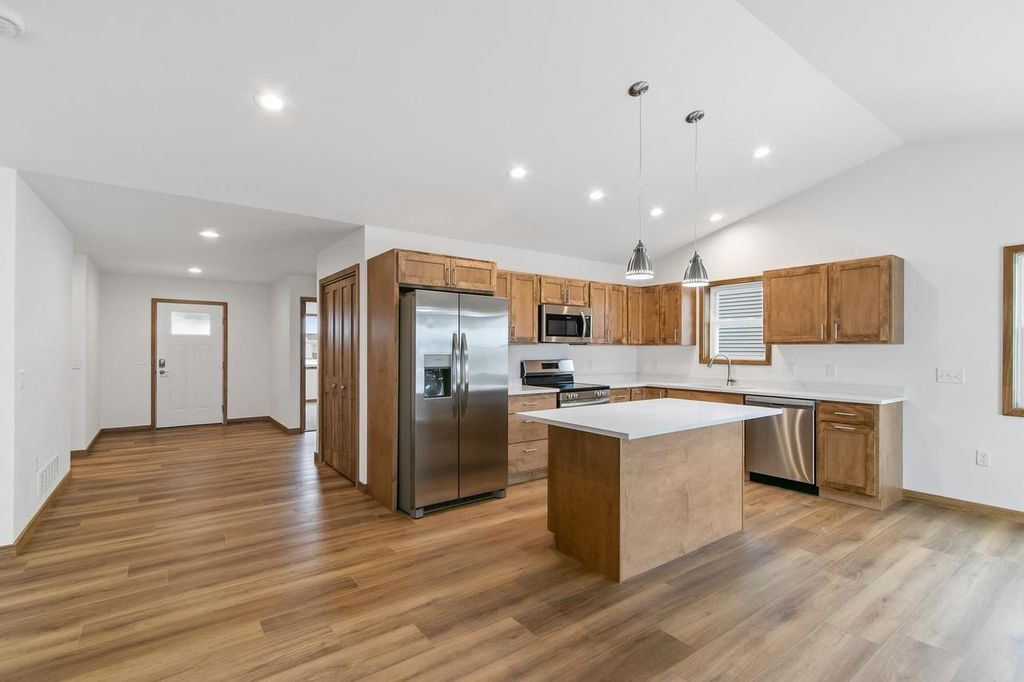 Photo of 624 Roosevelt STREET, Baraboo, WI 53913 (MLS # 2015727)