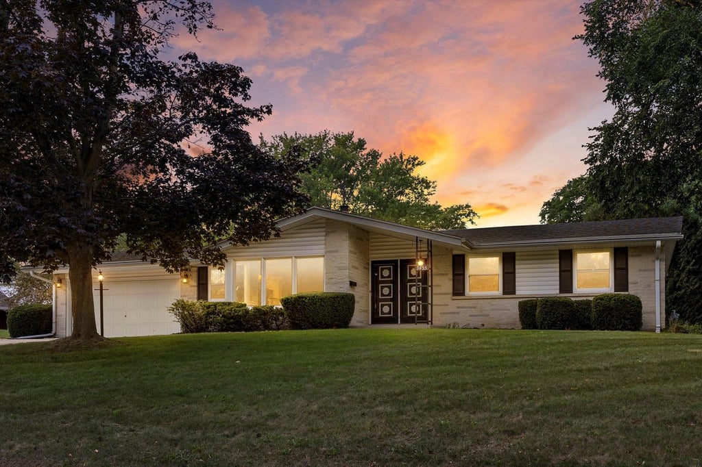 Photo of 3455 S Russel ROAD, New Berlin, WI 53151 (MLS # 1978168)