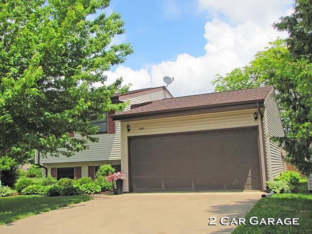 Photo of 1465 Country Club COURT, Platteville, WI 53818 (MLS # 2025512)