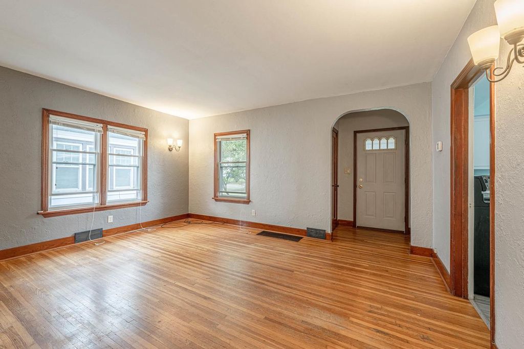 Photo of 718 Mac Arthur DRIVE, Beaver Dam, WI 53916 (MLS # 2008912)