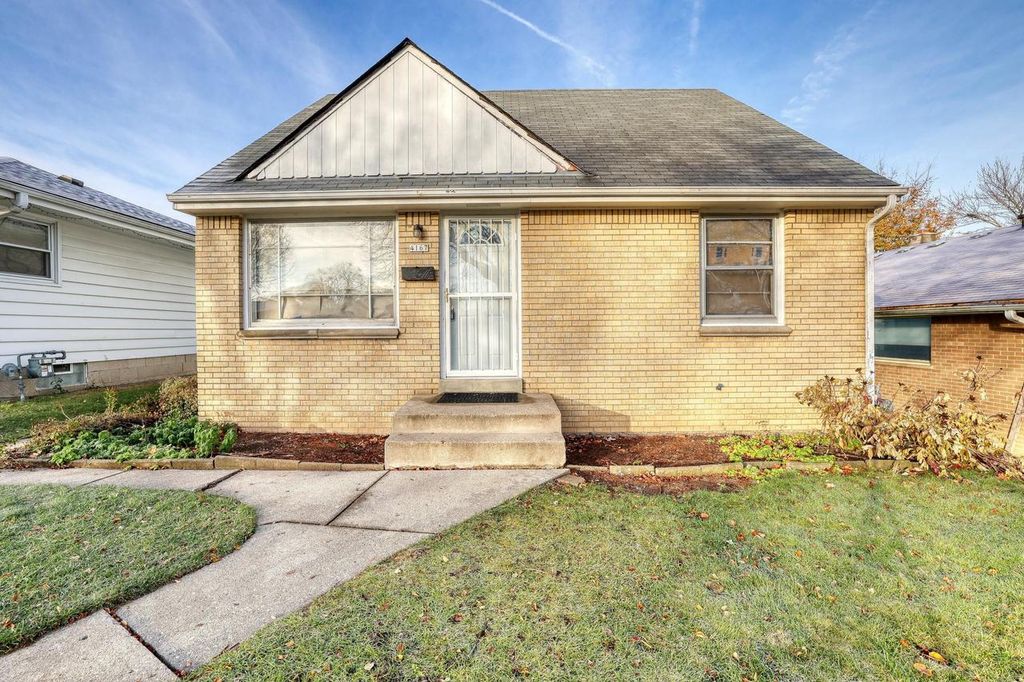 Photo of 4167 N 70th STREET, Milwaukee, WI 53216 (MLS # 1943478)