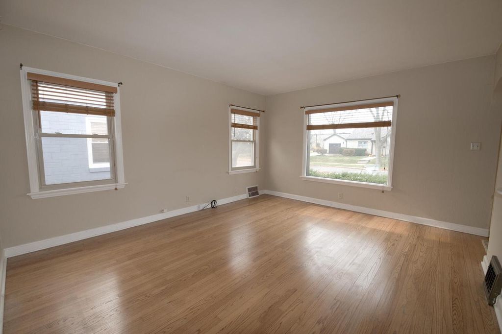 Photo of 4112 S Burrell STREET, Milwaukee, WI 53207 (MLS # 1943491)