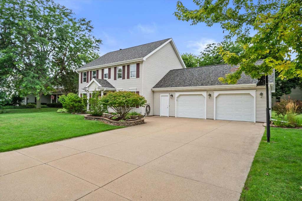 Photo of 1141 Pendleton ROAD, Neenah, WI 54956 (MLS # 50331060)