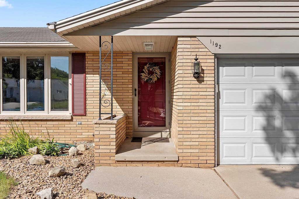 Photo of 1192 Alice DRIVE, Green Bay, WI 54304 (MLS # 50331793)