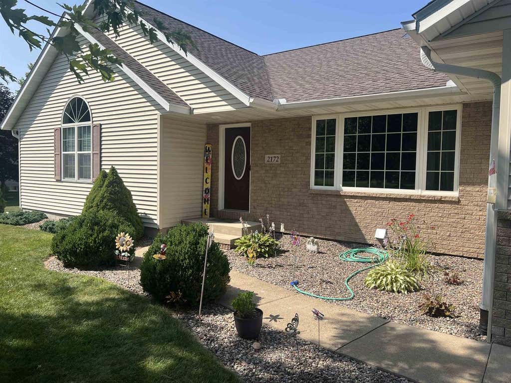 Photo of 2172 Oregon TRAIL, Kronenwetter, WI 54455 (MLS # 22603873)