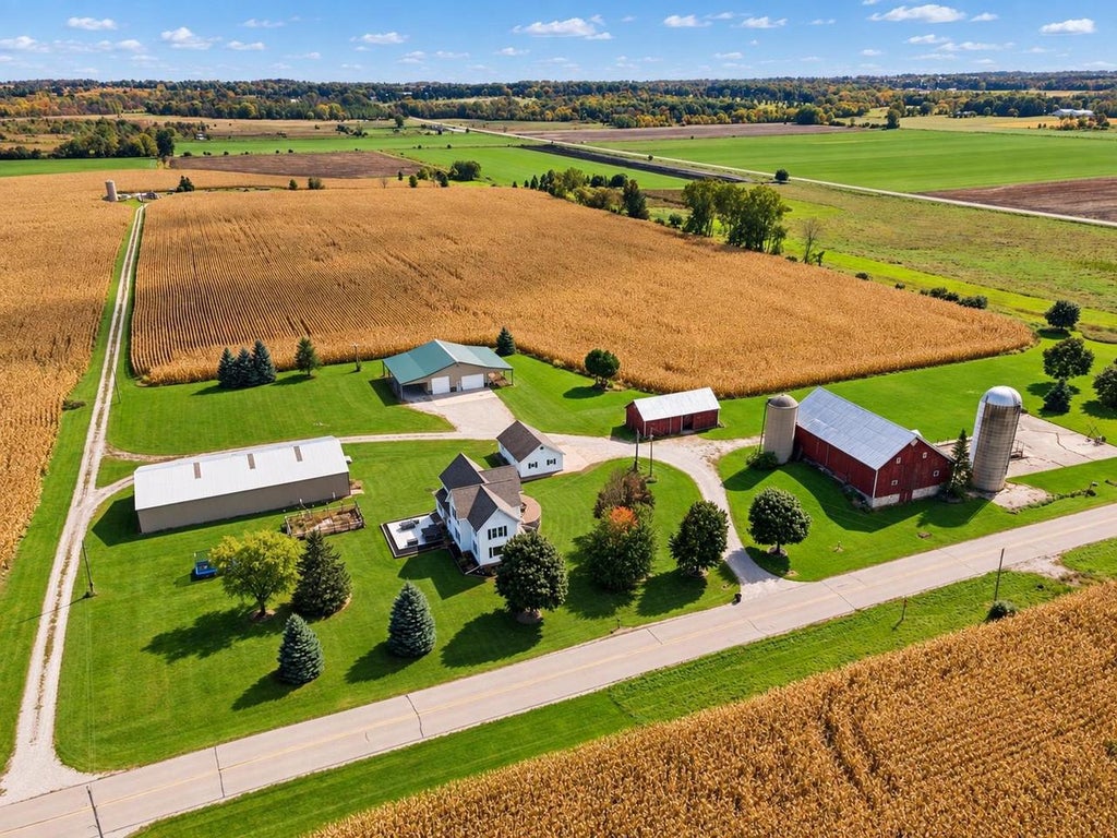 Photo of N180 Island ROAD, Neenah, WI 54956 (MLS # 50333361)