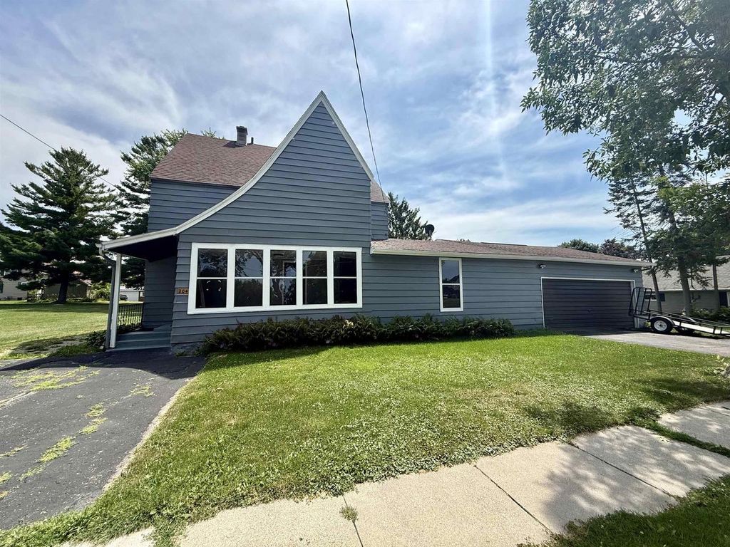Photo of 204 Academy STREET, Fox Lake, WI 53933 (MLS # 2028147)