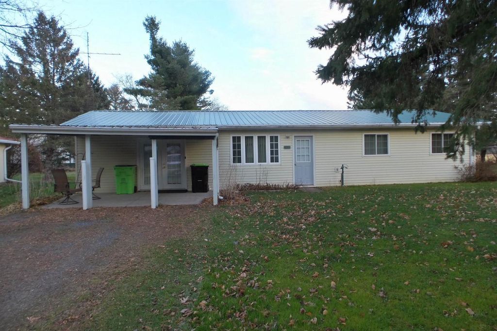 Photo of 906 Eastwood STREET, Withee, WI 54498 (MLS # 22600111)