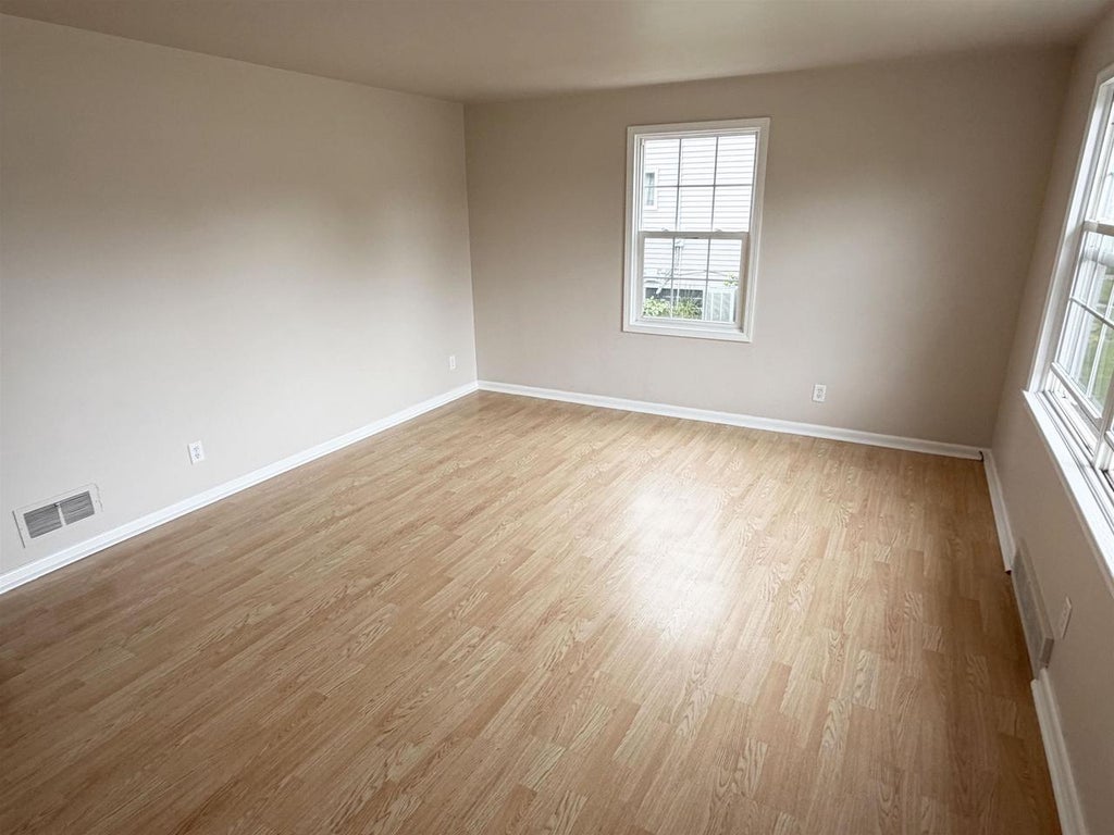 Photo of 615 N 10th AVENUE, Wausau, WI 54401 (MLS # 22604427)