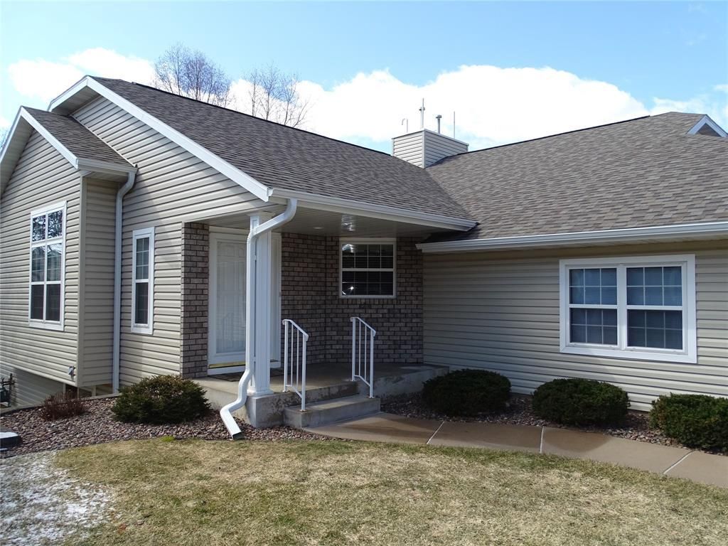 Photo of 4525 E Hamilton AVENUE #28, Eau Claire, WI 54701 (MLS # 1599507)