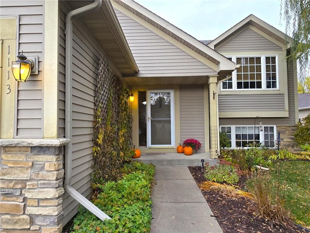 Photo of 1113 N Cheyenne STREET, Roberts, WI 54023 (MLS # 6816035)