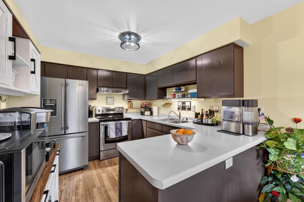 Photo of 1424 S River ROAD #1426, New Berlin, WI 53151 (MLS # 1960344)