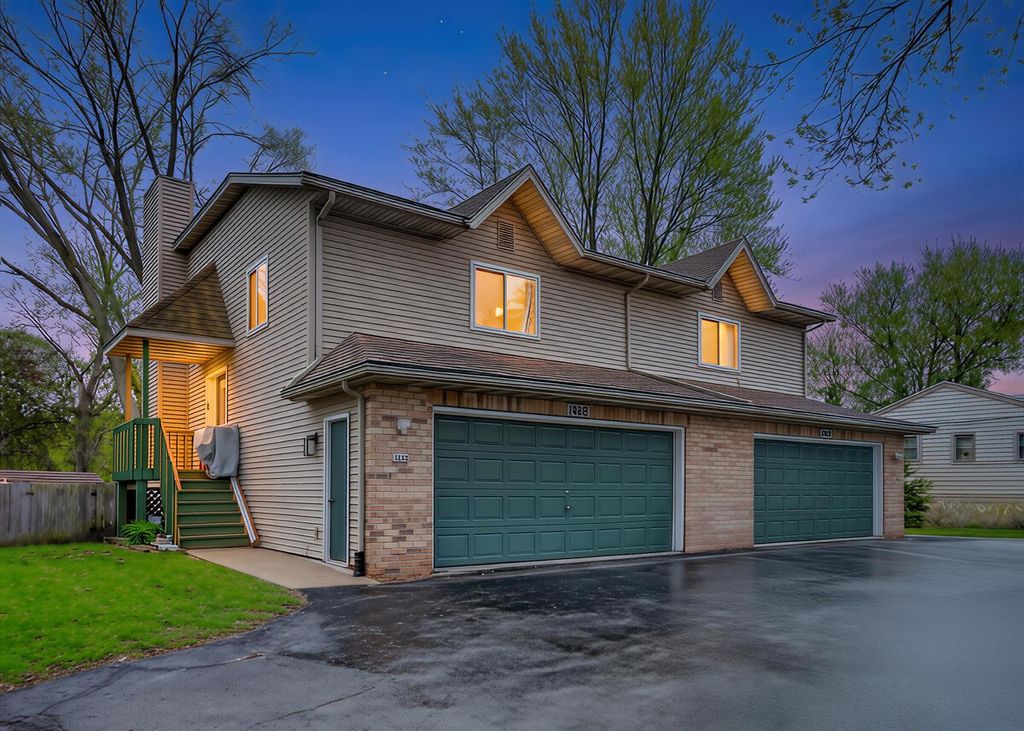 Photo of 1424 S River ROAD #1426, New Berlin, WI 53151 (MLS # 1960344)