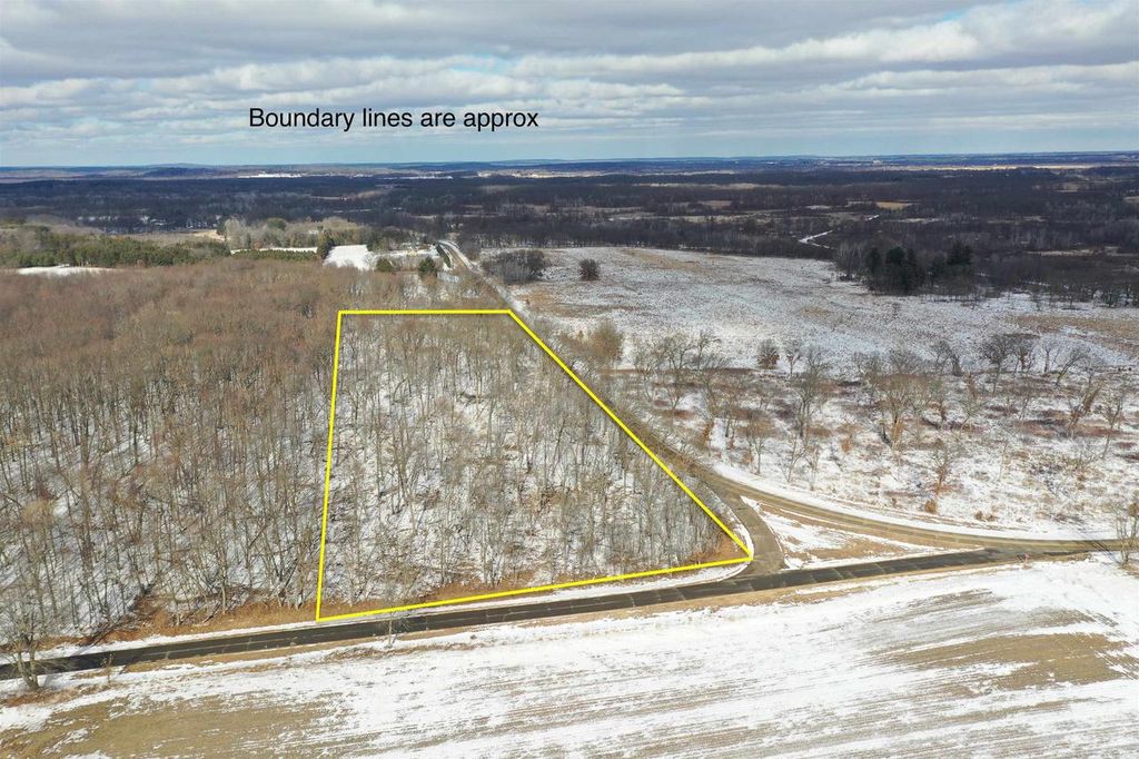 Photo of County road D ROAD, Neshkoro, WI 54960 (MLS # 2016234)