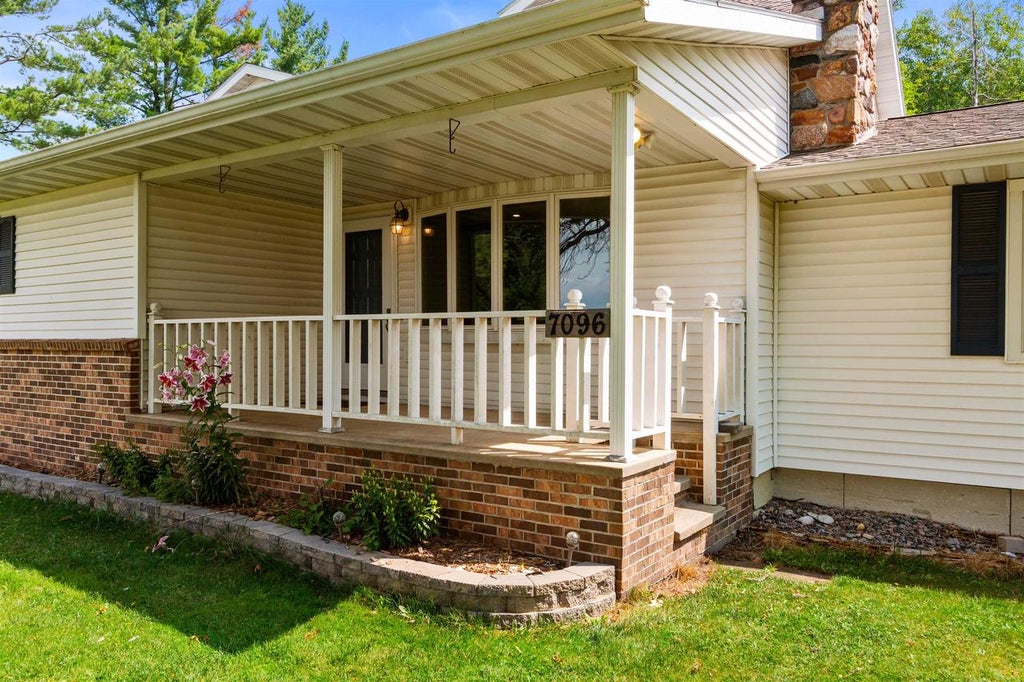 Photo of 7096 State Highway 13, Rudolph, WI 54475 (MLS # 22603859)