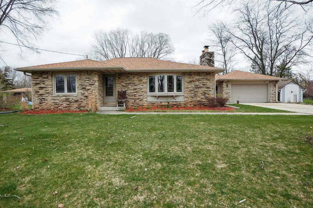 Photo of W156N9742 Pilgrim ROAD, Germantown, WI 53022 (MLS # 50323761)
