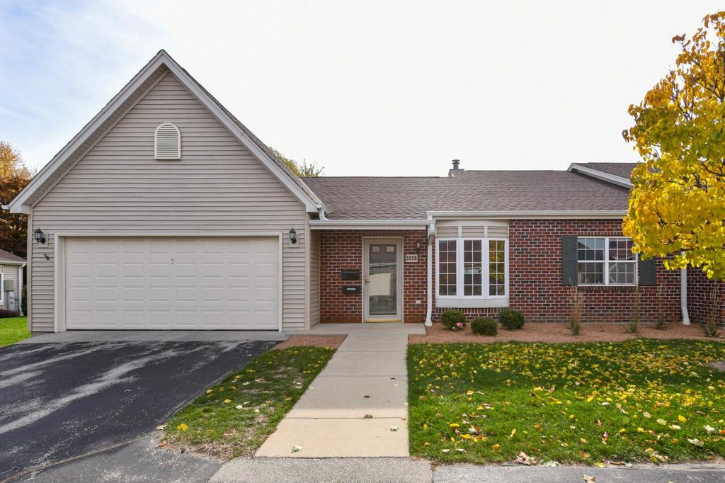 Photo of 5228 S Hidden DRIVE, Greenfield, WI 53221 (MLS # 1936454)