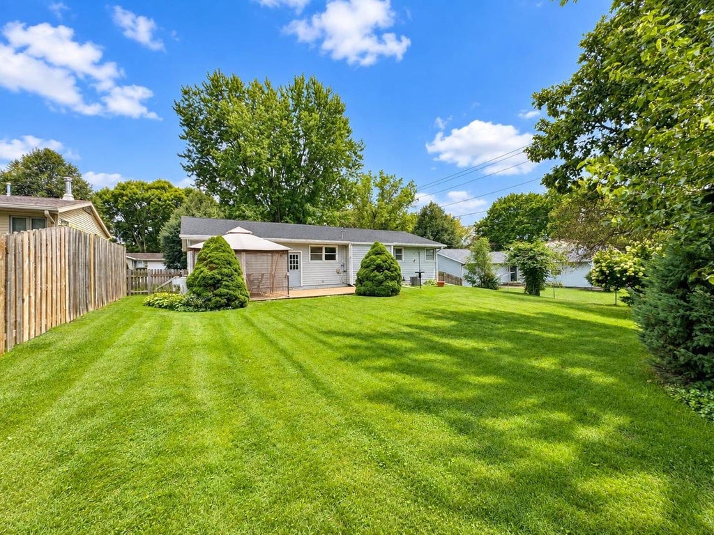 Photo of 4718 Eldorado LANE, Madison, WI 53716 (MLS # 2030197)