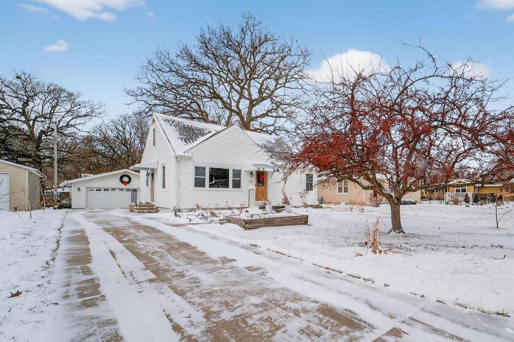Photo of 4711 Roigan TERRACE, Monona, WI 53716 (MLS # 2013774)