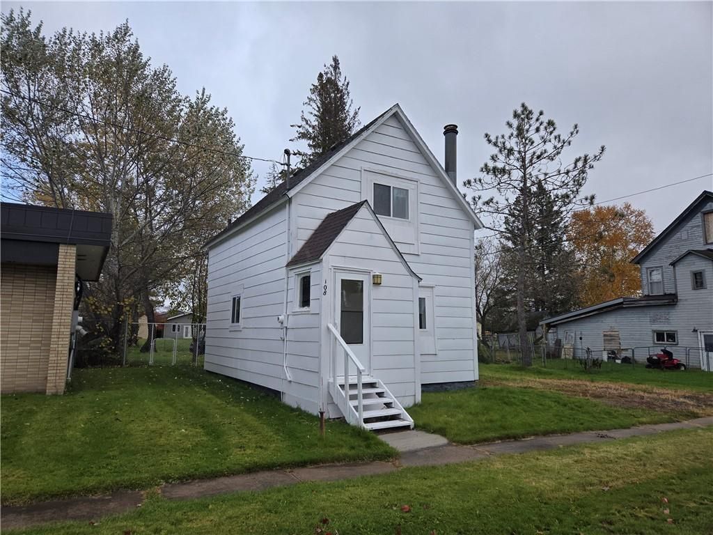 Photo of 108 3rd STREET, Butternut, WI 54514 (MLS # 1596767)