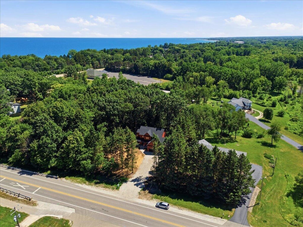 Photo of 801 12th STREET, Kenosha, WI 53140 (MLS # 1980091)