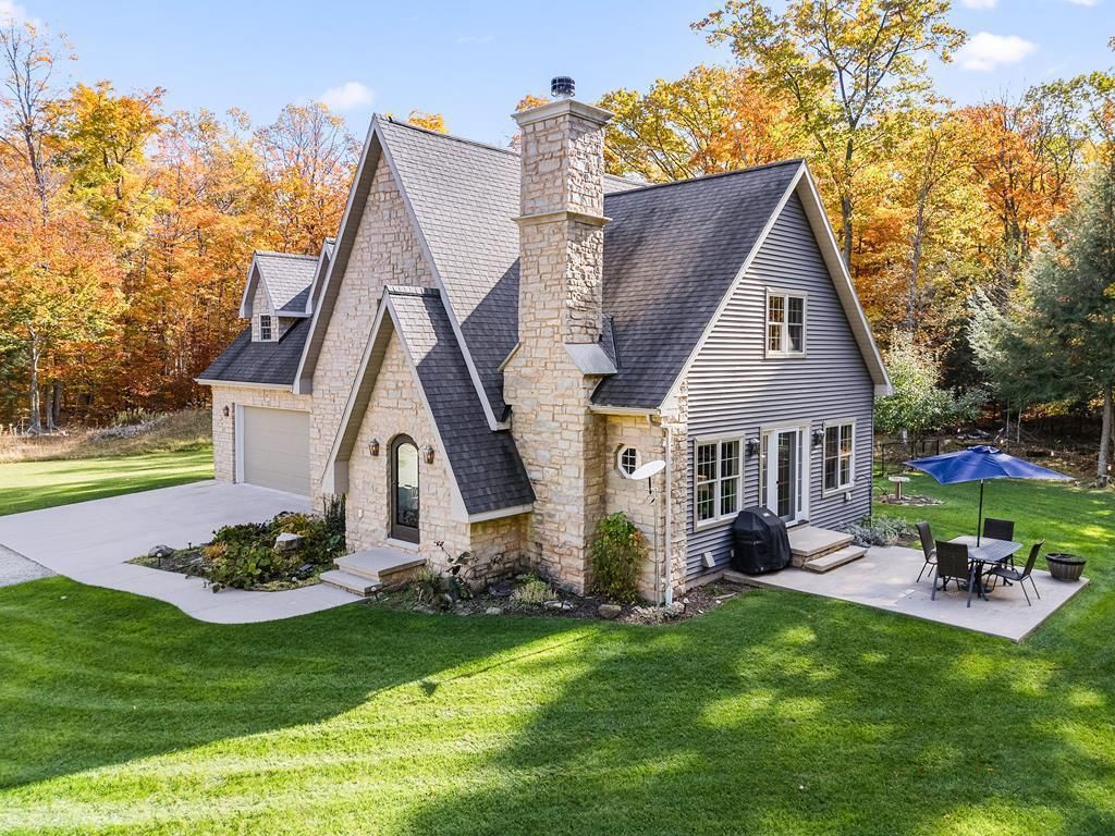 Photo of 6252 Maple, Egg Harbor, WI 54209 (MLS # 50317435)