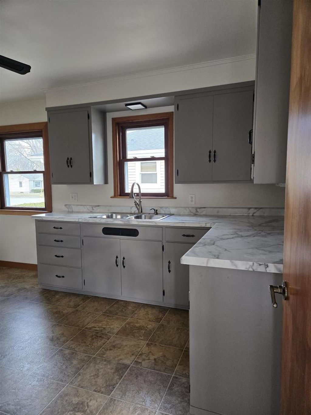 Photo of 927 Sherry STREET, Neenah, WI 54956 (MLS # 50323700)