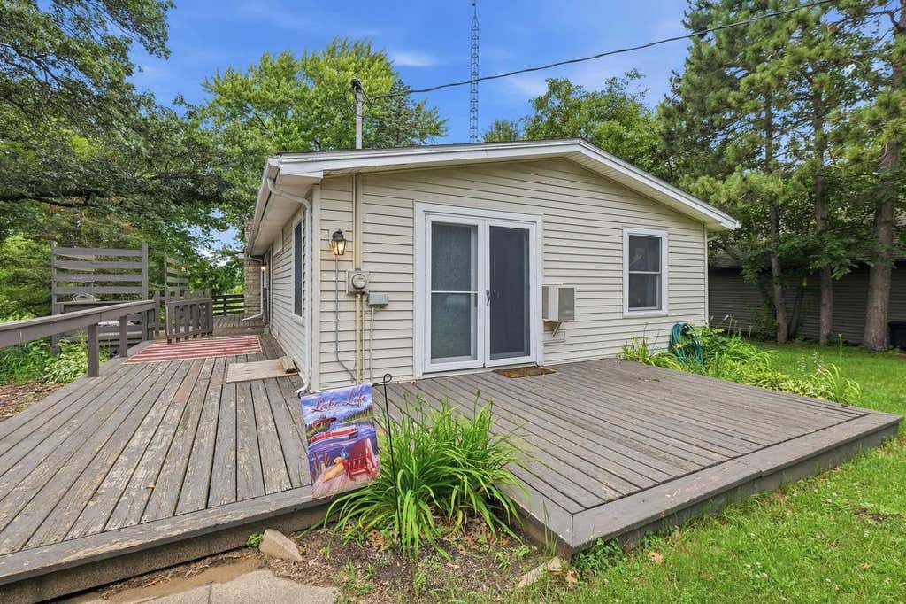 Photo of N4357 County Road V, Poynette, WI 53955 (MLS # 2027433)