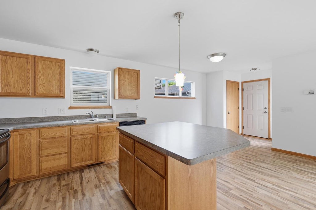 Photo of 1587 Don Simon DRIVE, Sun Prairie, WI 53590 (MLS # 2030057)