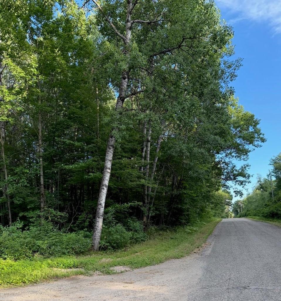 Photo of Town Corner Lake ROAD, Amberg, WI 54102 (MLS # 50330198)