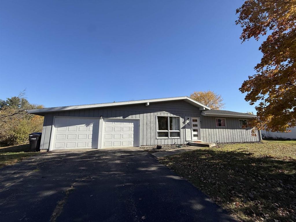Photo of 104 E 3rd AVENUE, Brodhead, WI 53520 (MLS # 2012020)