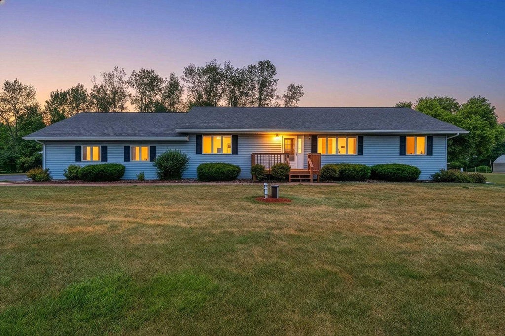 Photo of N2904 N 13th ROAD, Coleman, WI 54112 (MLS # 50331210)