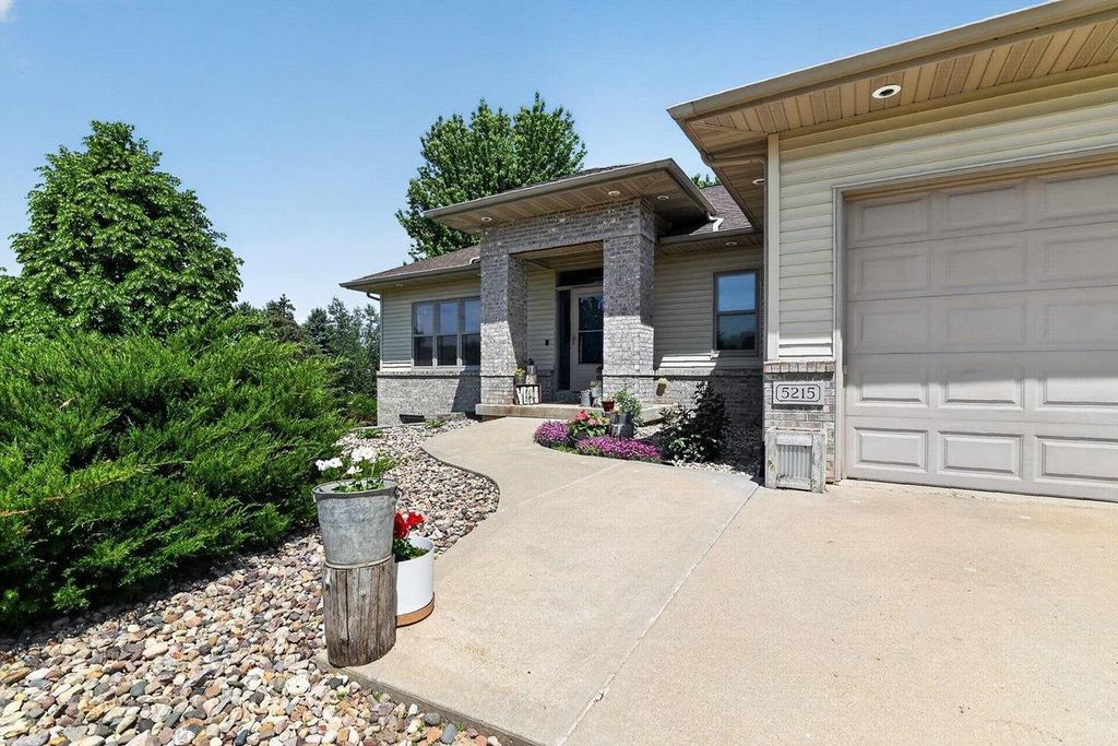 Photo of 5215 Preservation PLACE, Sun Prairie, WI 53590 (MLS # 2024569)