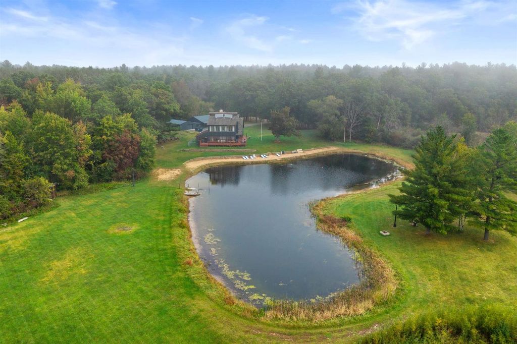 Photo of 2387 7th AVENUE, Grand Marsh, WI 53936 (MLS # 2009101)