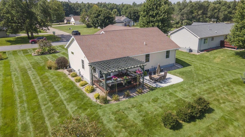 Photo of 3640 Cleveland AVENUE, Plover, WI 54467 (MLS # 50331958)