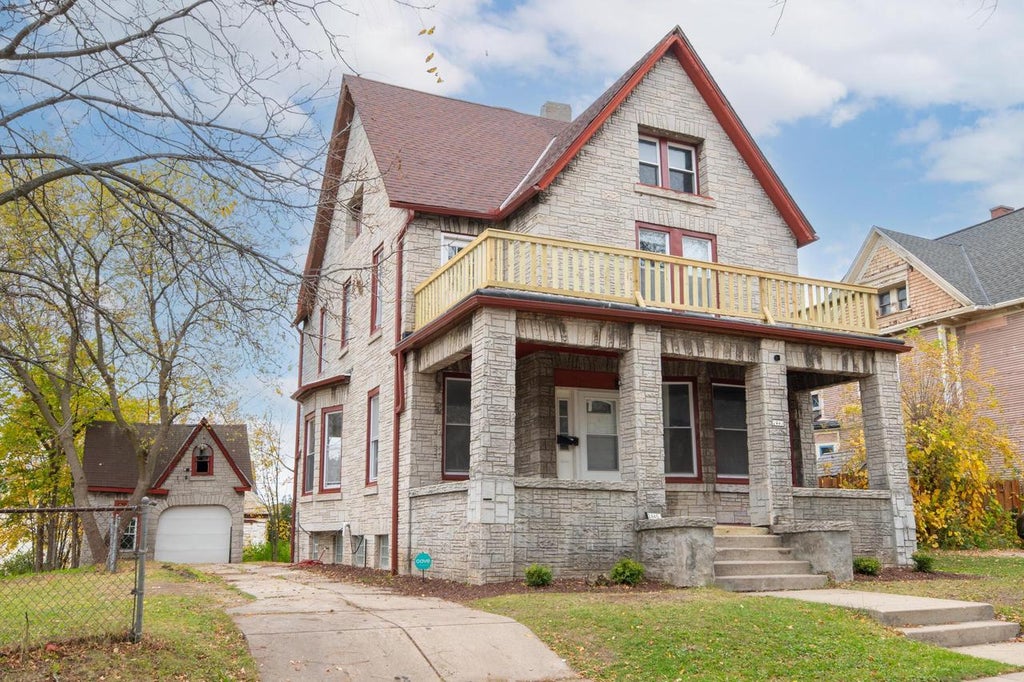 Photo of 2445 N Palmer STREET, Milwaukee, WI 53212 (MLS # 1986599)