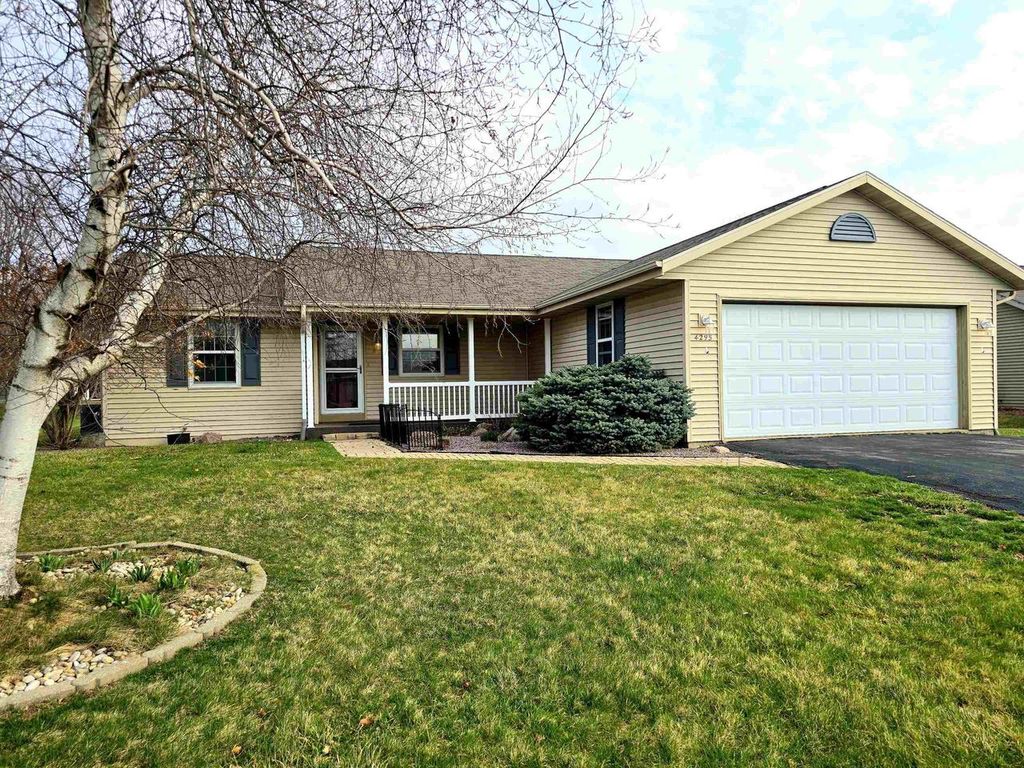 Photo of 4295 Kingsford DRIVE, Janesville, WI 53546 (MLS # 2019681)