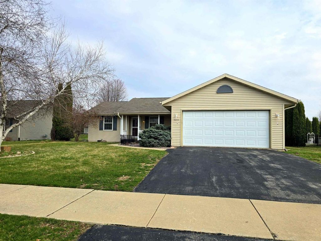 Photo of 4295 Kingsford DRIVE, Janesville, WI 53546 (MLS # 2019681)