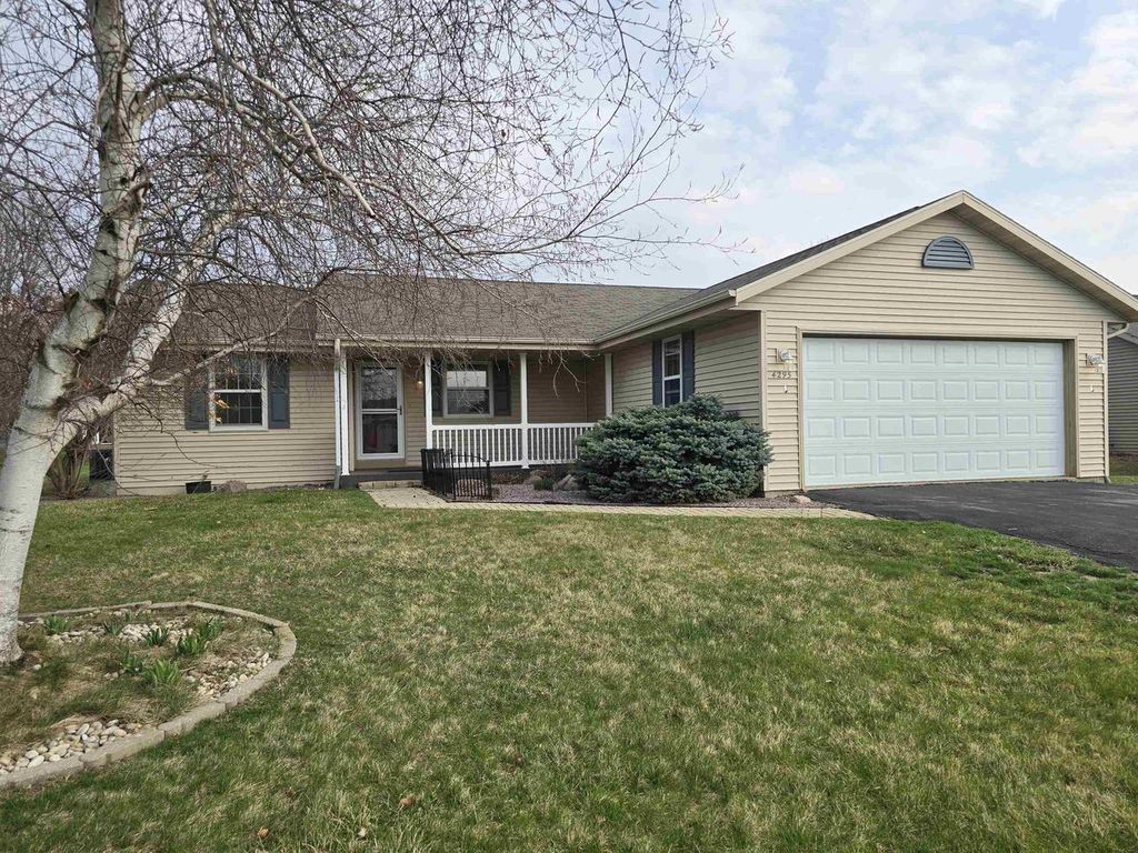 Photo of 4295 Kingsford DRIVE, Janesville, WI 53546 (MLS # 2019681)