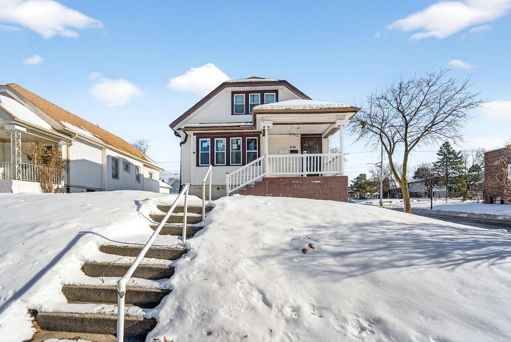 Photo of 3700 N 14th STREET, Milwaukee, WI 53206 (MLS # 1945761)