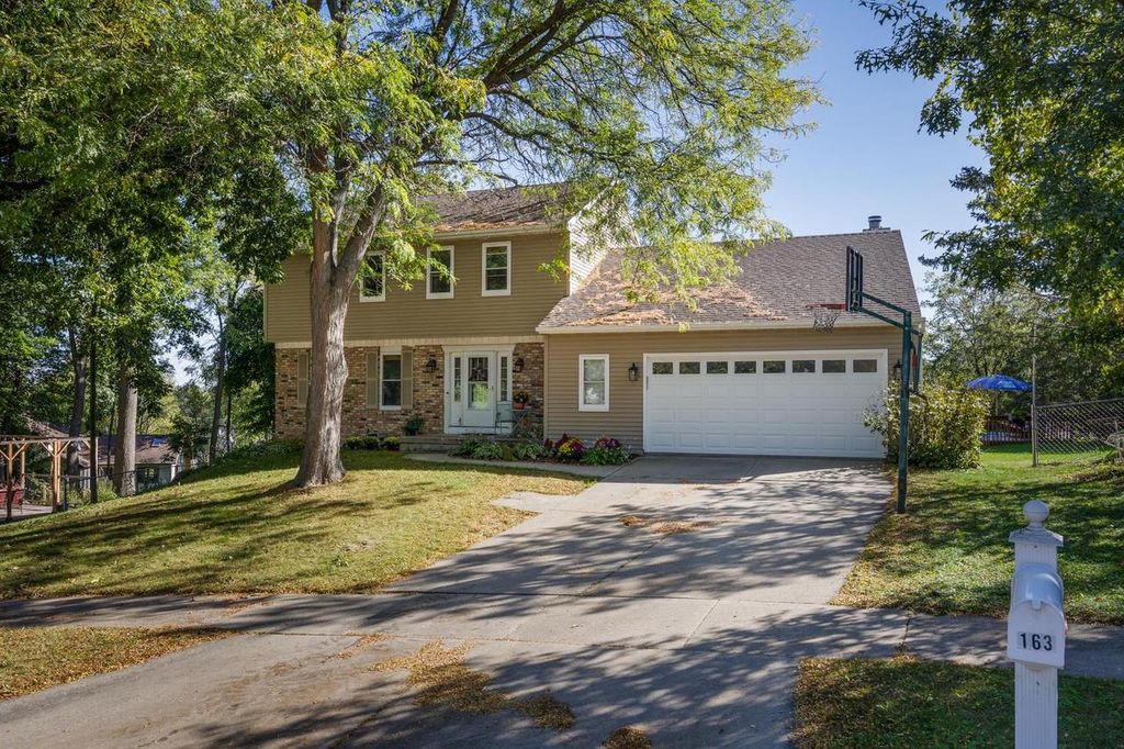 Photo of 163 Hickory COURT, Oregon, WI 53575 (MLS # 2009681)