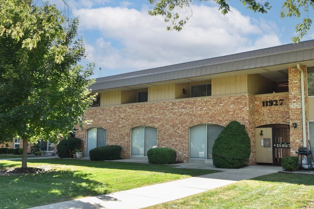 Photo of 11927 W Appleton AVENUE #6, Milwaukee, WI 53224 (MLS # 1938523)