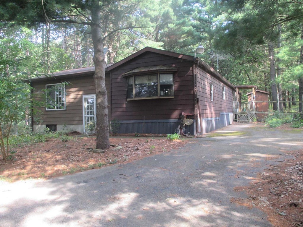 Photo of W1724 W 19th COURT, Montello, WI 53949 (MLS # 2031760)