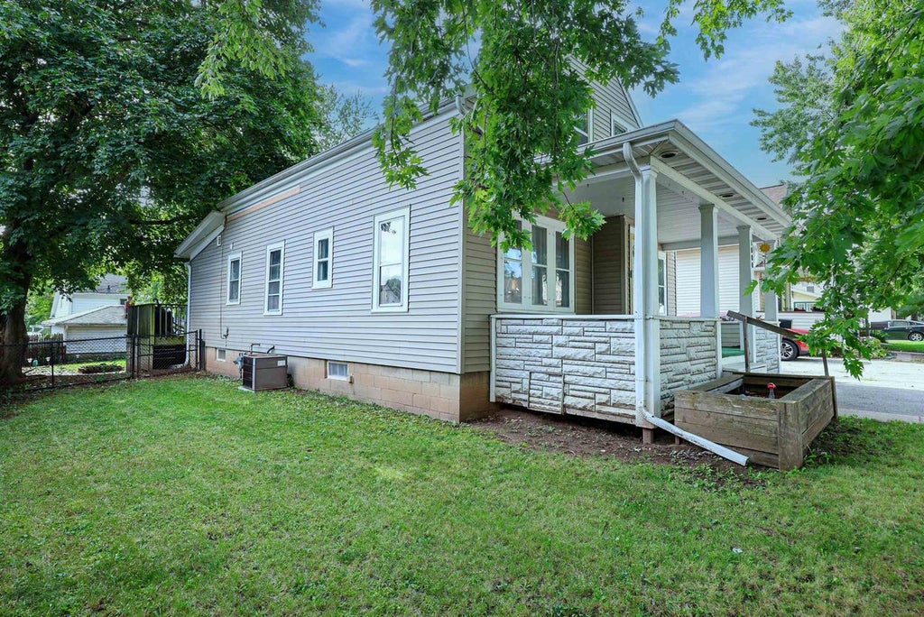 Photo of 1000 Lawe STREET, Kaukauna, WI 54130 (MLS # 50333058)